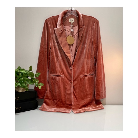 LAST ONE! Pink Mauve Modern Vintage Velvet Blazer - Picture 6 of 7